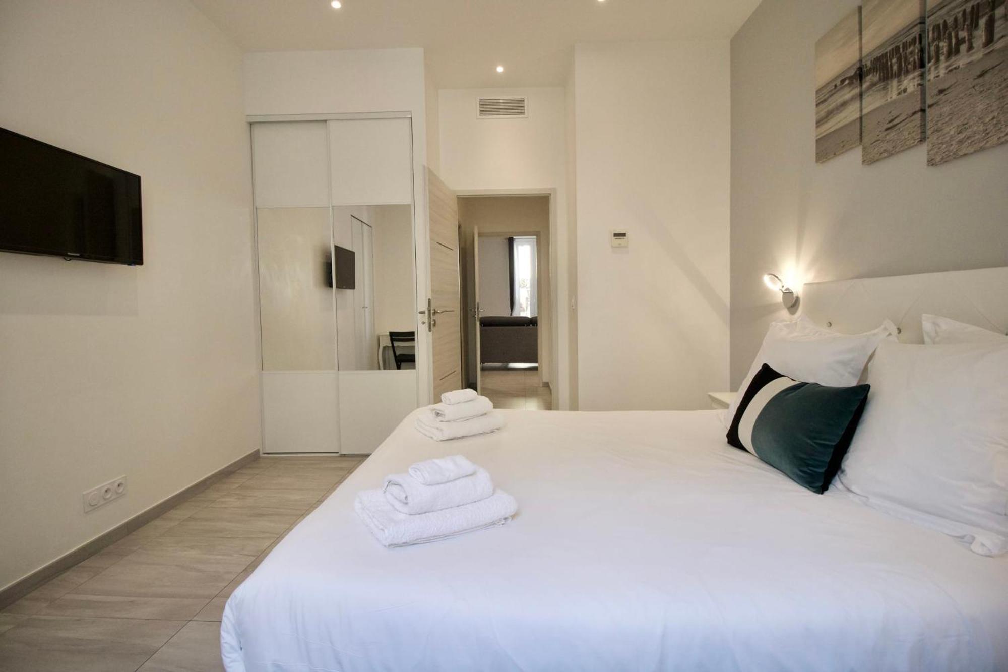 4 Bedrooms 4 Bathrooms Terrace Канни Екстер'єр фото